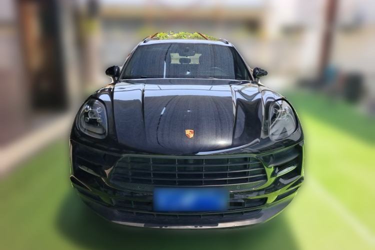Used Porsche Macan 2021 Macan 2.0T Front