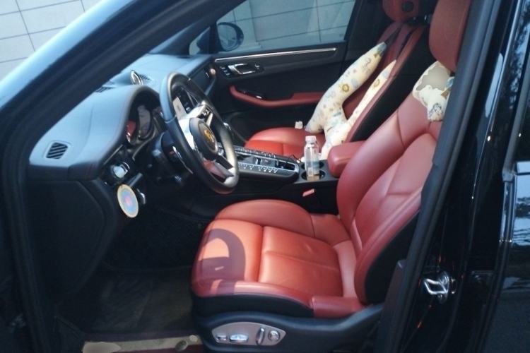 Used Porsche Macan 2021 Macan 2.0T Left Front Seat
