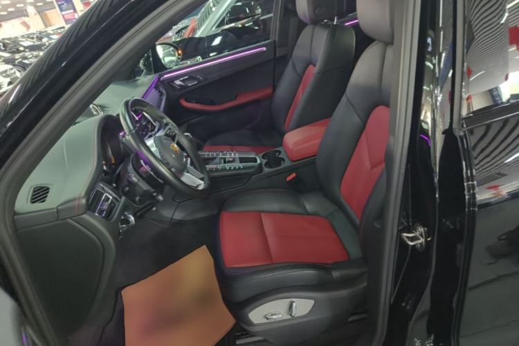 Used Porsche Macan 2021 Macan 2.0T Left Front Seat