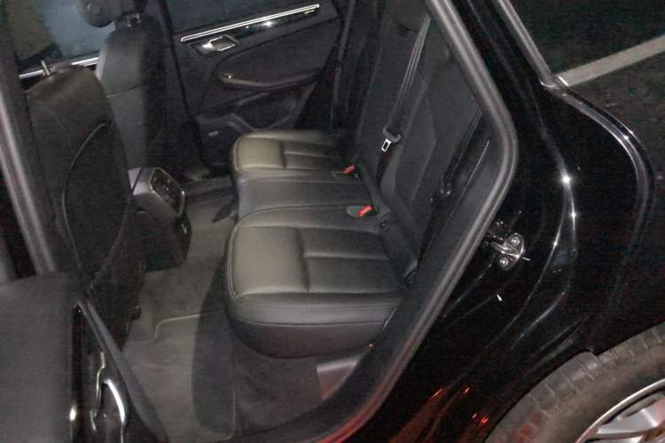 Used Porsche Macan 2021 Macan S 3.0T Left Rear Seat