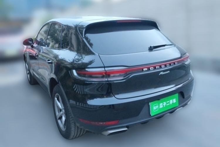 Used Porsche Macan 2021 Macan 2.0T Rear Left 45 Deg