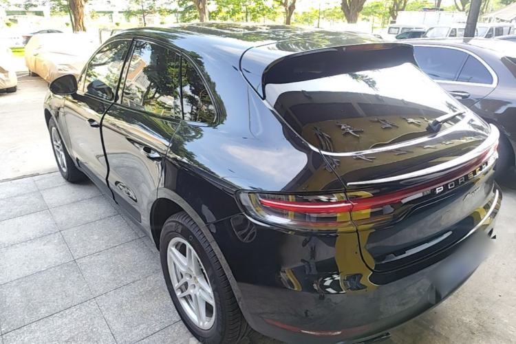 Used Porsche Macan 2021 Macan 2.0T Rear Left 45 Deg