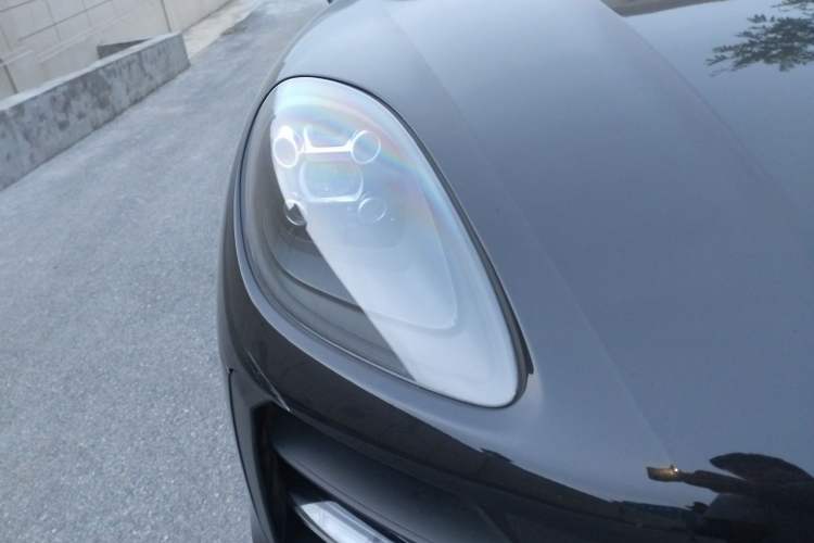 Used Porsche Macan 2021 Macan 2.0T Right Front Headlight