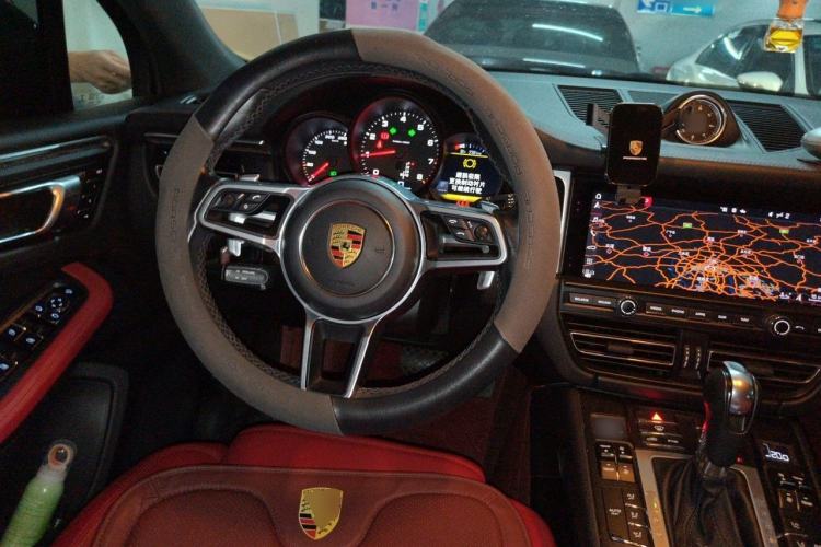 Used Porsche Macan 2021 Macan 2.0T Steering Wheel