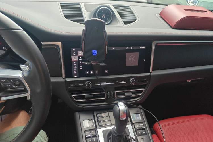 Used Porsche Macan 2021 Macan 2.0T Audio And AC Panel