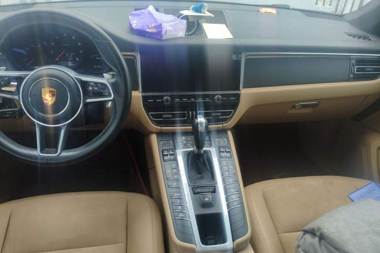 Used Porsche Macan 2021 Macan 2.0T Audio And AC Panel
