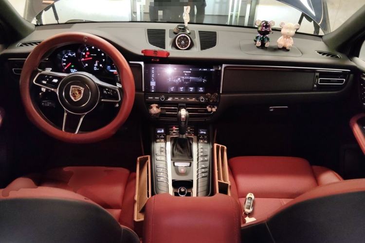 Used Porsche Macan 2021 Macan 2.0T Center Console