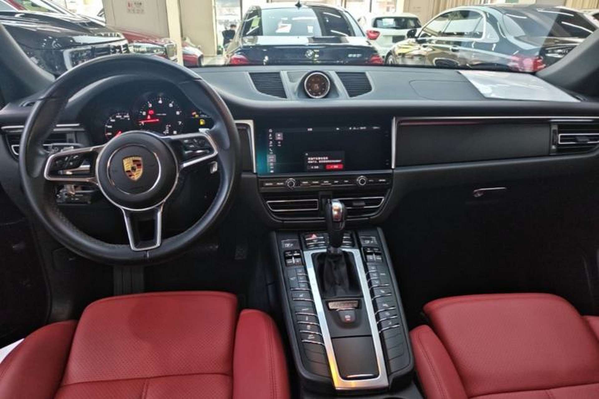 Used Porsche Macan 2021 Macan 2.0T Center Console