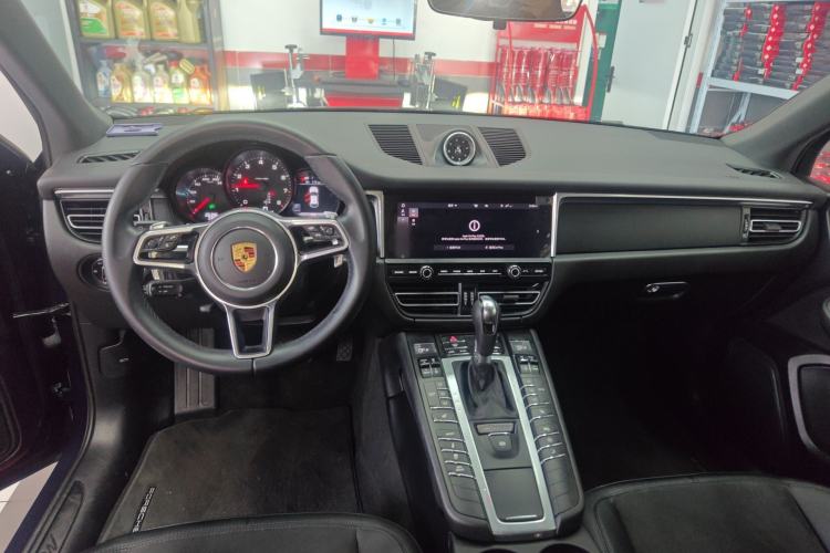 Used Porsche Macan 2021 Macan 2.0T Center Console