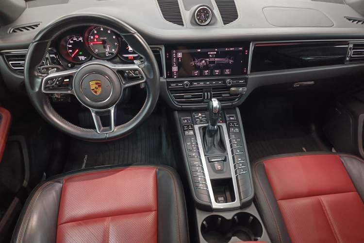 Used Porsche Macan 2021 Macan S 3.0T Center Console