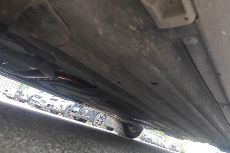 Used Porsche Macan 2021 Macan 2.0T Chassis Front Left