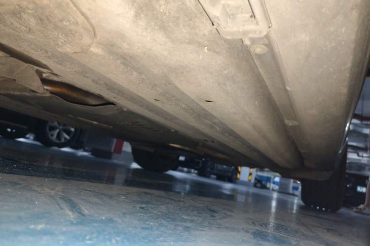 Used Porsche Macan 2021 Macan 2.0T Chassis Front Left