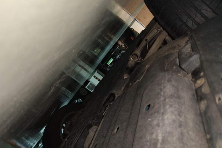 Used Porsche Macan 2021 Macan 2.0T Chassis Front Left