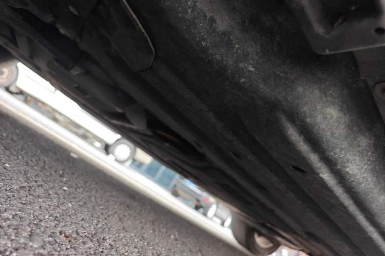 Used Porsche Macan 2021 Macan 2.0T Chassis Front Left