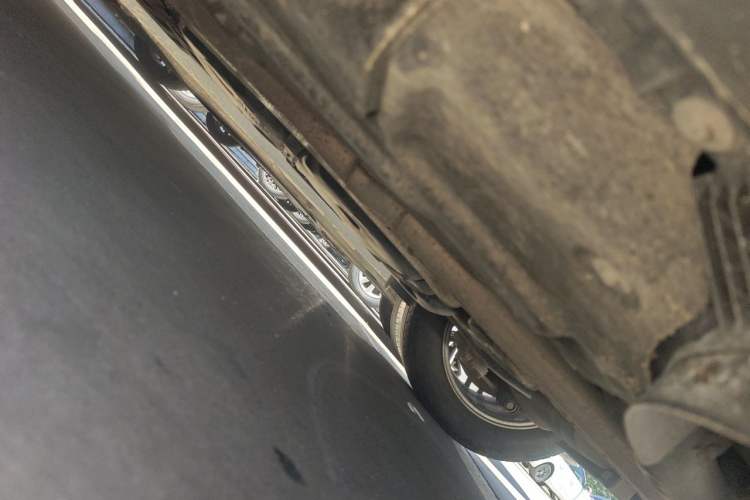 Used Porsche Macan 2021 Macan 2.0T Chassis Rear Left