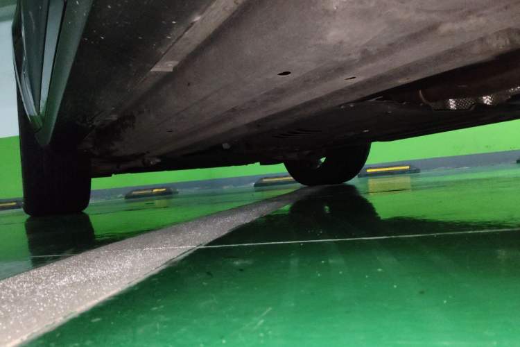 Used Porsche Macan 2021 Macan 2.0T Chassis Rear Left