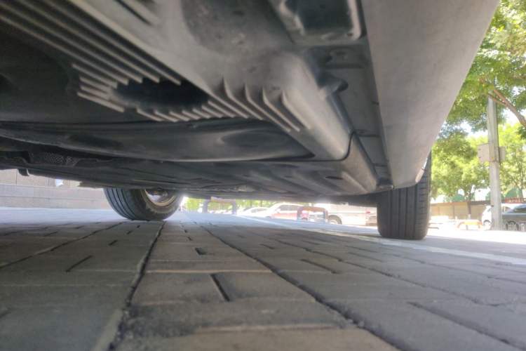 Used Porsche Macan 2021 Macan 2.0T Chassis Rear Right