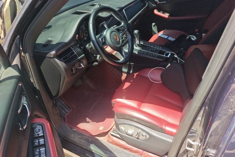 Used Porsche Macan 2021 Macan 2.0T Driver Seat