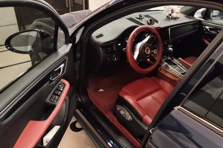 Used Porsche Macan 2021 Macan 2.0T Driver Seat