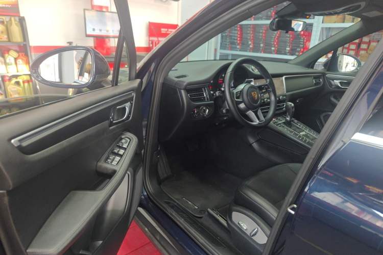 Used Porsche Macan 2021 Macan 2.0T Driver Seat