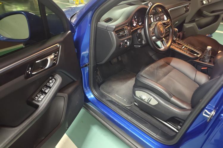 Used Porsche Macan 2021 Macan 2.0T Driver Seat