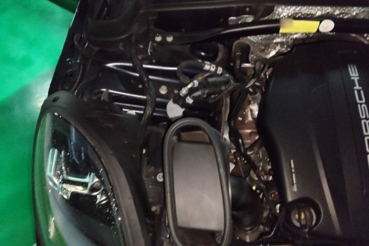 Used Porsche Macan 2021 Macan 2.0T Engine Bay Right