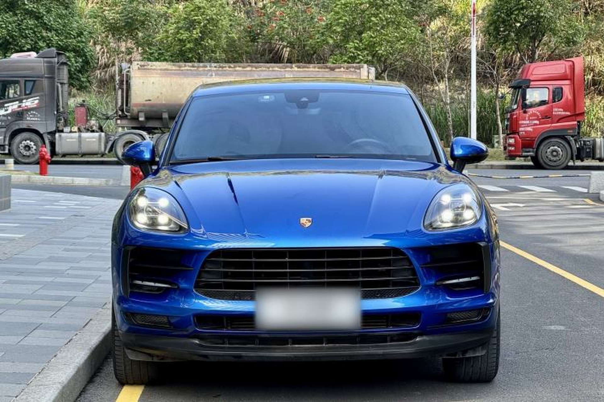 Used Porsche Macan 2021 Macan 2.0T Exterior 2