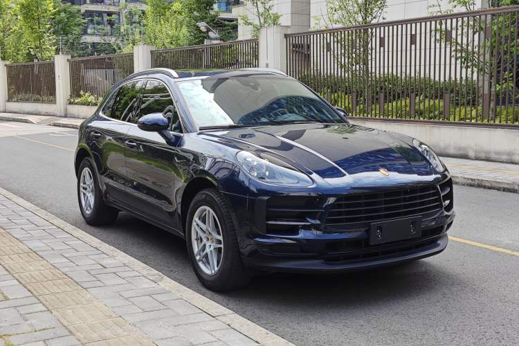 Used Porsche Macan 2021 Macan 2.0T Exterior 2