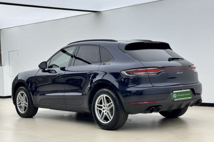 Used Porsche Macan 2021 Macan 2.0T Exterior 2
