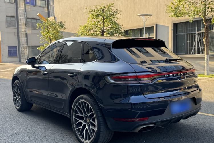 Used Porsche Macan 2021 Macan 2.0T Exterior 3