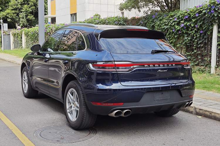 Used Porsche Macan 2021 Macan 2.0T Exterior 3