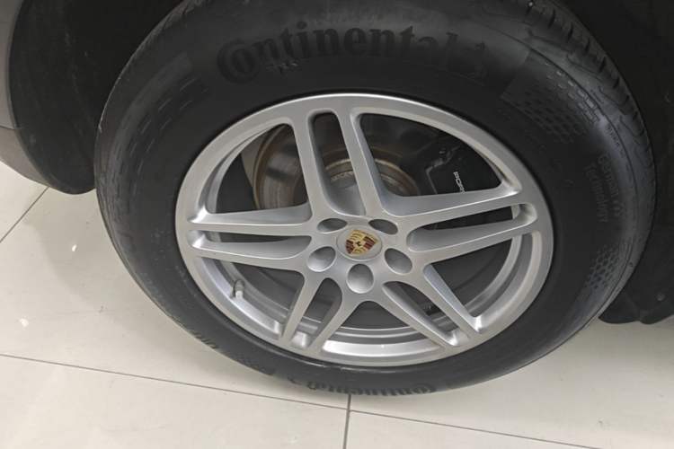 Used Porsche Macan 2021 Macan 2.0T Exterior 5