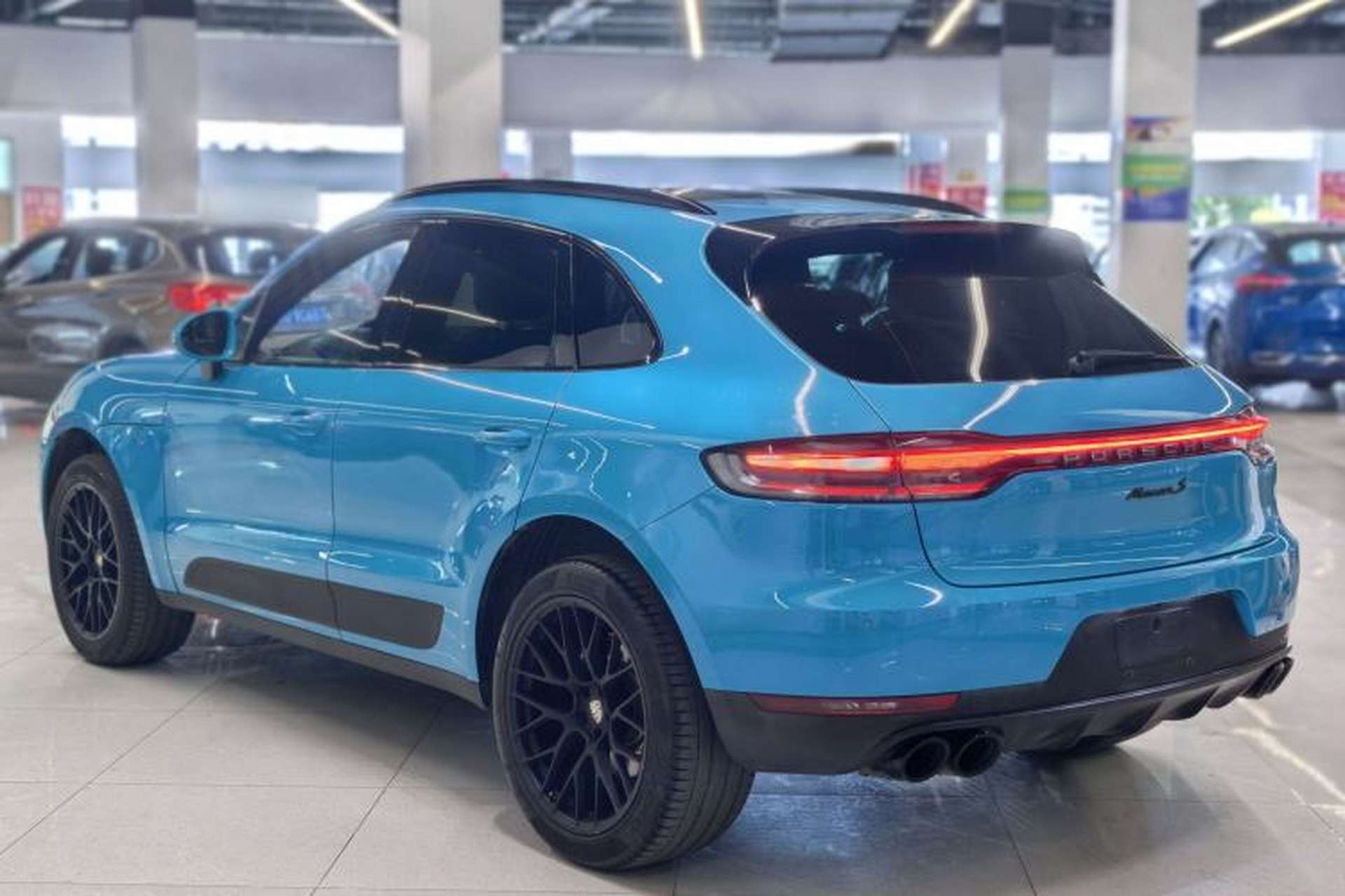 Used Porsche Macan 2021 Macan 2.0T Exterior 5