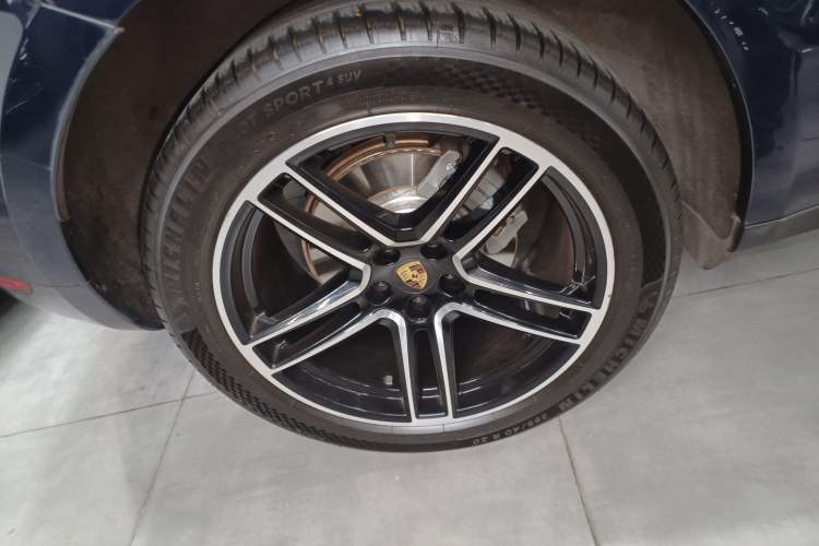 Used Porsche Macan 2021 Macan S 3.0T Exterior 5