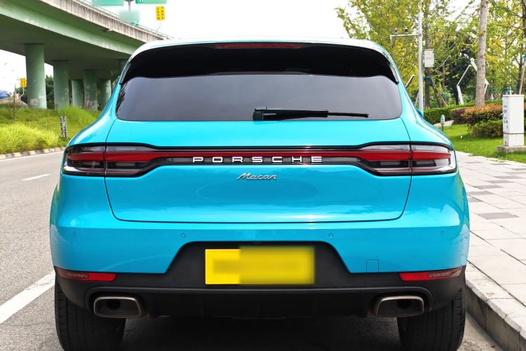 Used Porsche Macan 2021 Macan 2.0T Exterior 8