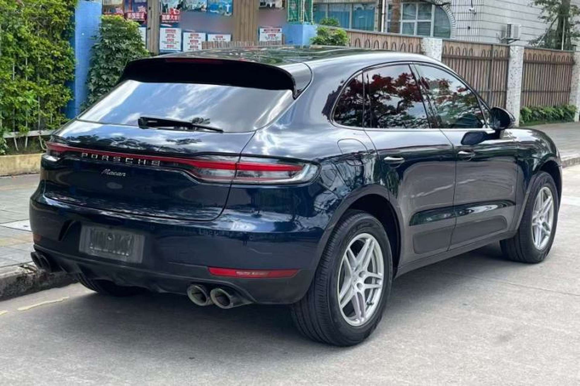 Used Porsche Macan 2021 Macan 2.0T Exterior 8