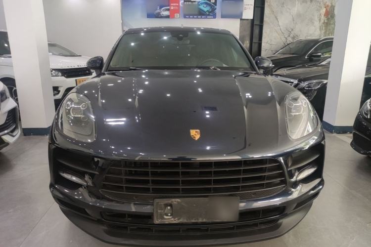 Used Porsche Macan 2021 Macan 2.0T Front