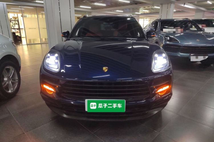 Used Porsche Macan 2021 Macan 2.0T Front