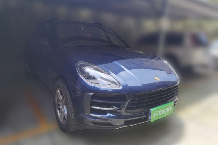 Used Porsche Macan 2021 Macan 2.0T Front Right 45 Deg