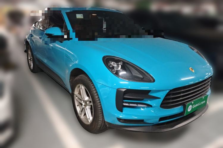 Used Porsche Macan 2021 Macan 2.0T Front Right 45 Deg