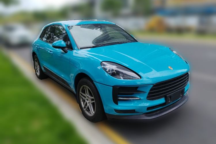 Used Porsche Macan 2021 Macan 2.0T Front Right 45 Deg
