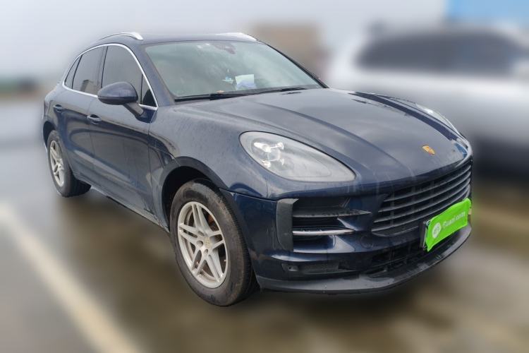 Used Porsche Macan 2021 Macan 2.0T Front Right 45 Deg