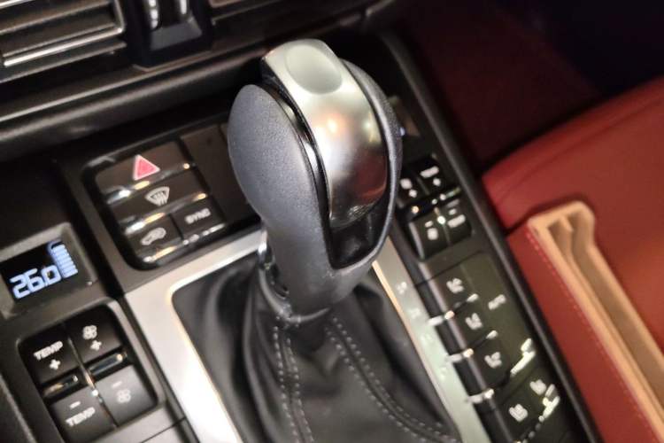 Used Porsche Macan 2021 Macan 2.0T Gear Lever
