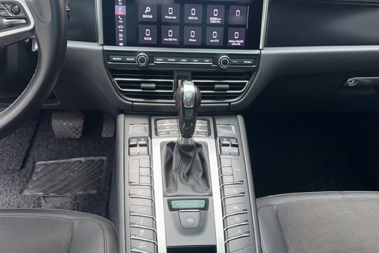 Used Porsche Macan 2021 Macan 2.0T Gear Lever