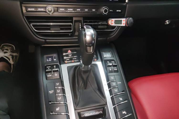Used Porsche Macan 2021 Macan 2.0T Gear Lever