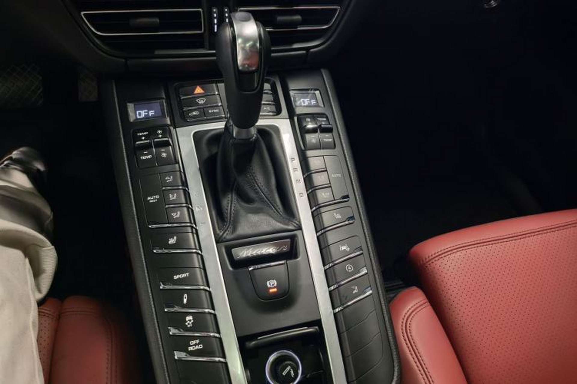 Used Porsche Macan 2021 Macan 2.0T Gear Lever