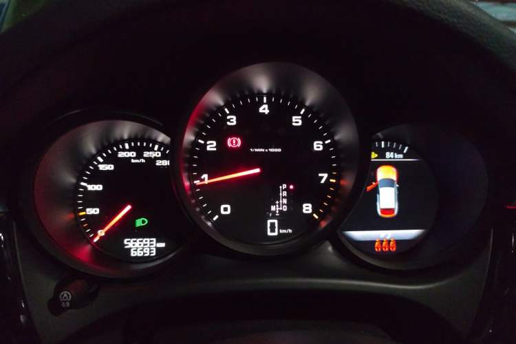 Used Porsche Macan 2021 Macan 2.0T Instrument Cluster