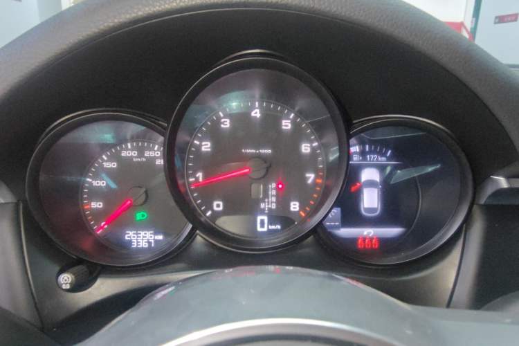 Used Porsche Macan 2021 Macan 2.0T Instrument Cluster