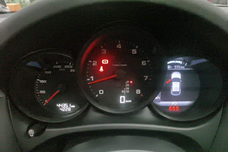 Used Porsche Macan 2021 Macan 2.0T Instrument Cluster