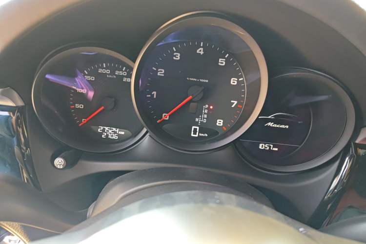 Used Porsche Macan 2021 Macan 2.0T Instrument Cluster